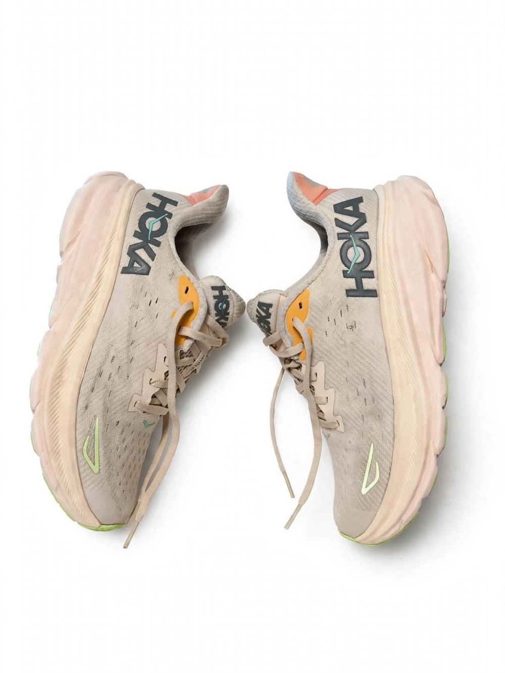 HOKA Clifton 9 Womens 6.5B Wide Vanilla - Excellent Condition - 1127896 VLS - Picture 4 of 10